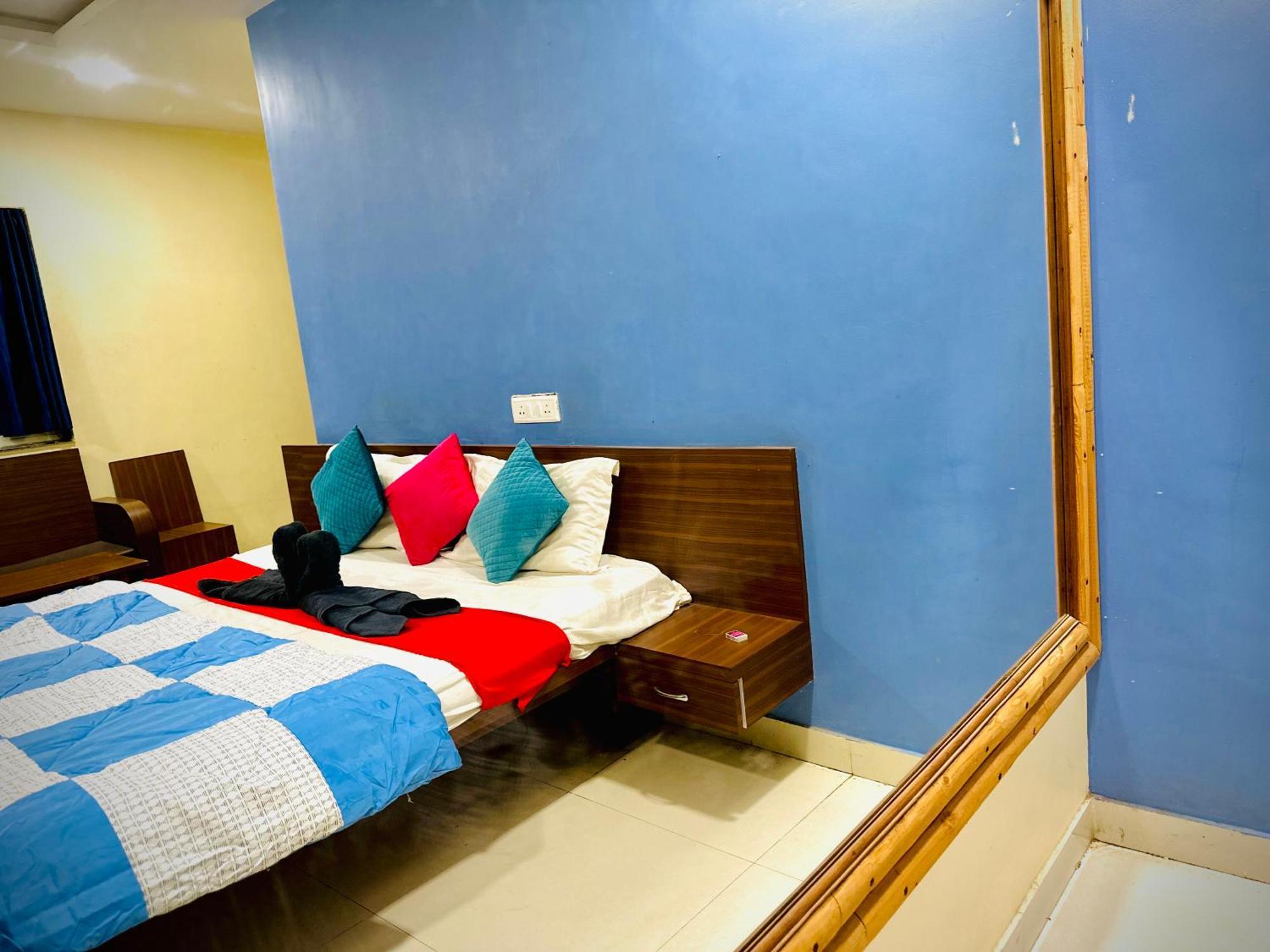 Hotel Sawai Executive Jadhavwadi Eksteriør bilde