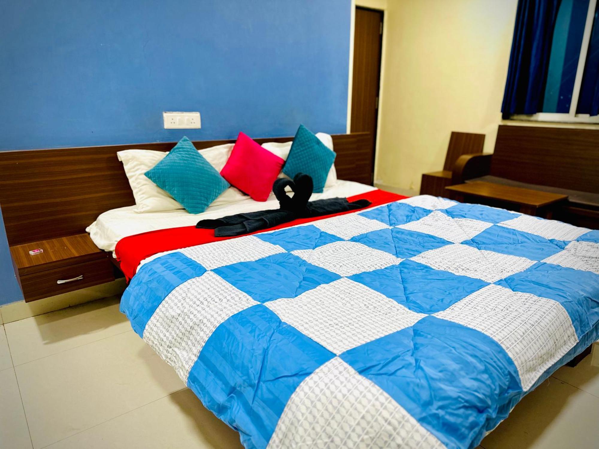 Hotel Sawai Executive Jadhavwadi Eksteriør bilde